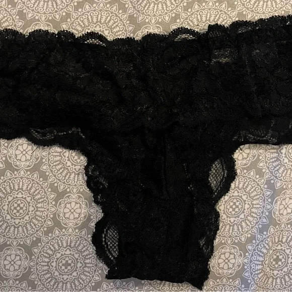 Corset - Picture 3 of 3